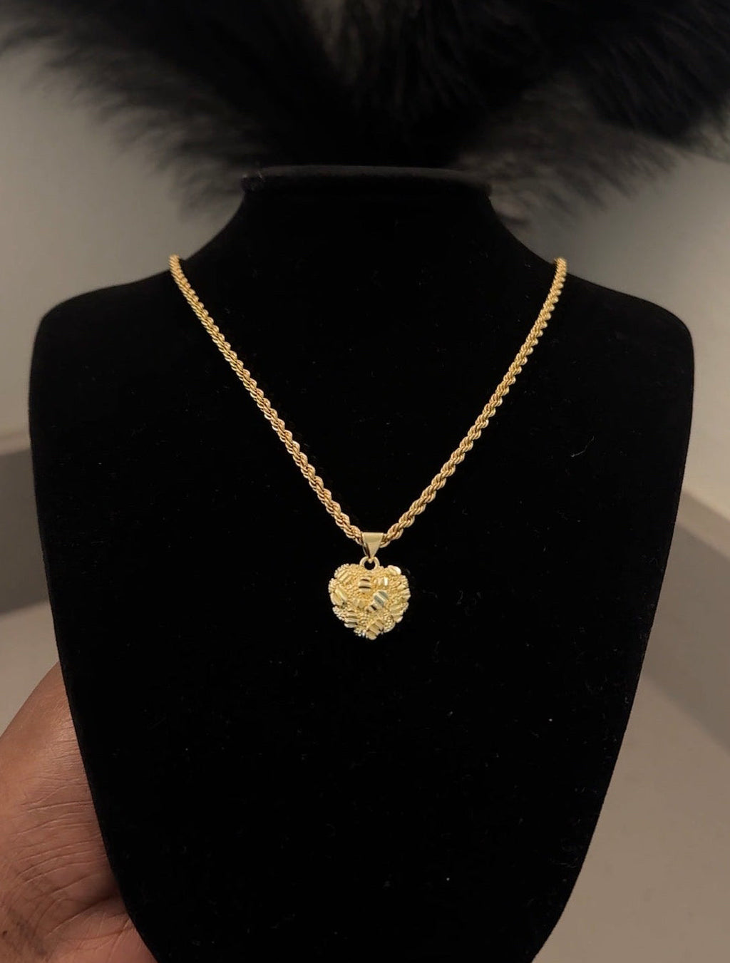 NUGGET HRT NECKLACE