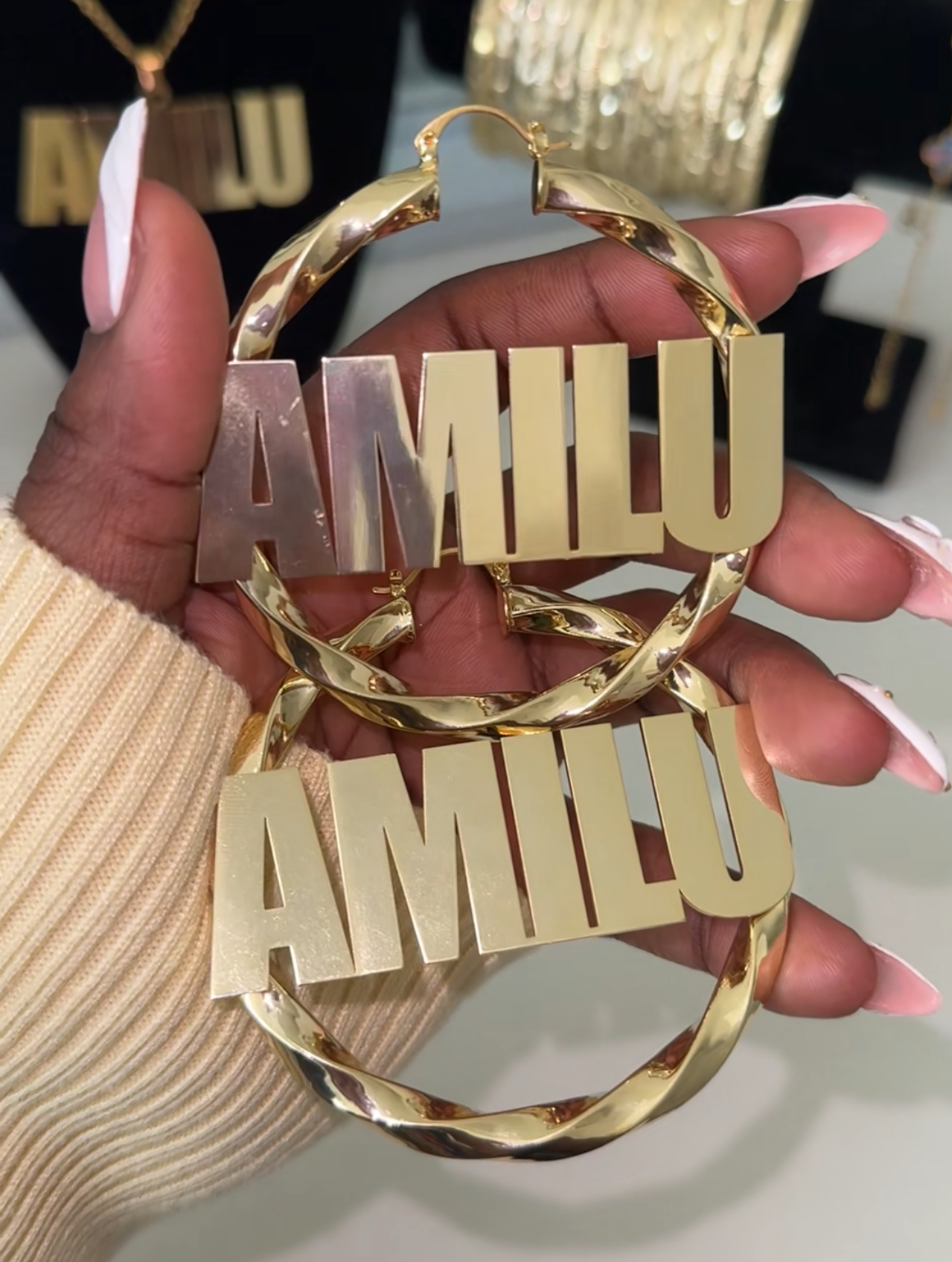 CUSTOM HOOPS