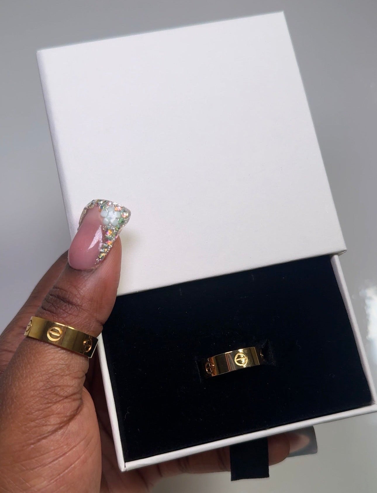 LOVE BAND RING