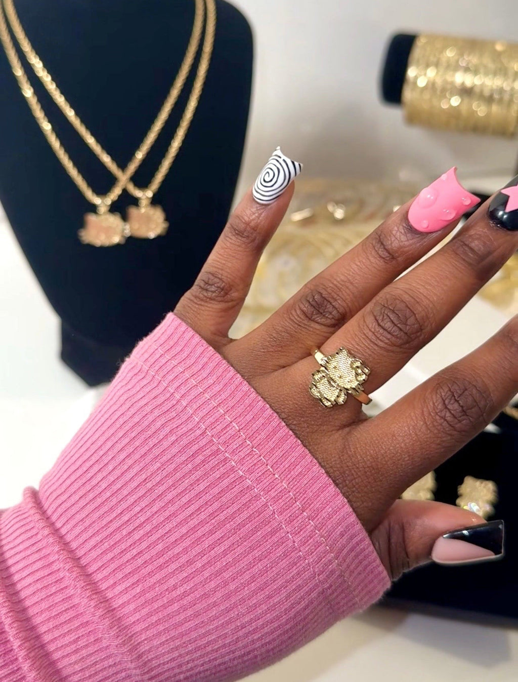 HK DAINTY RING