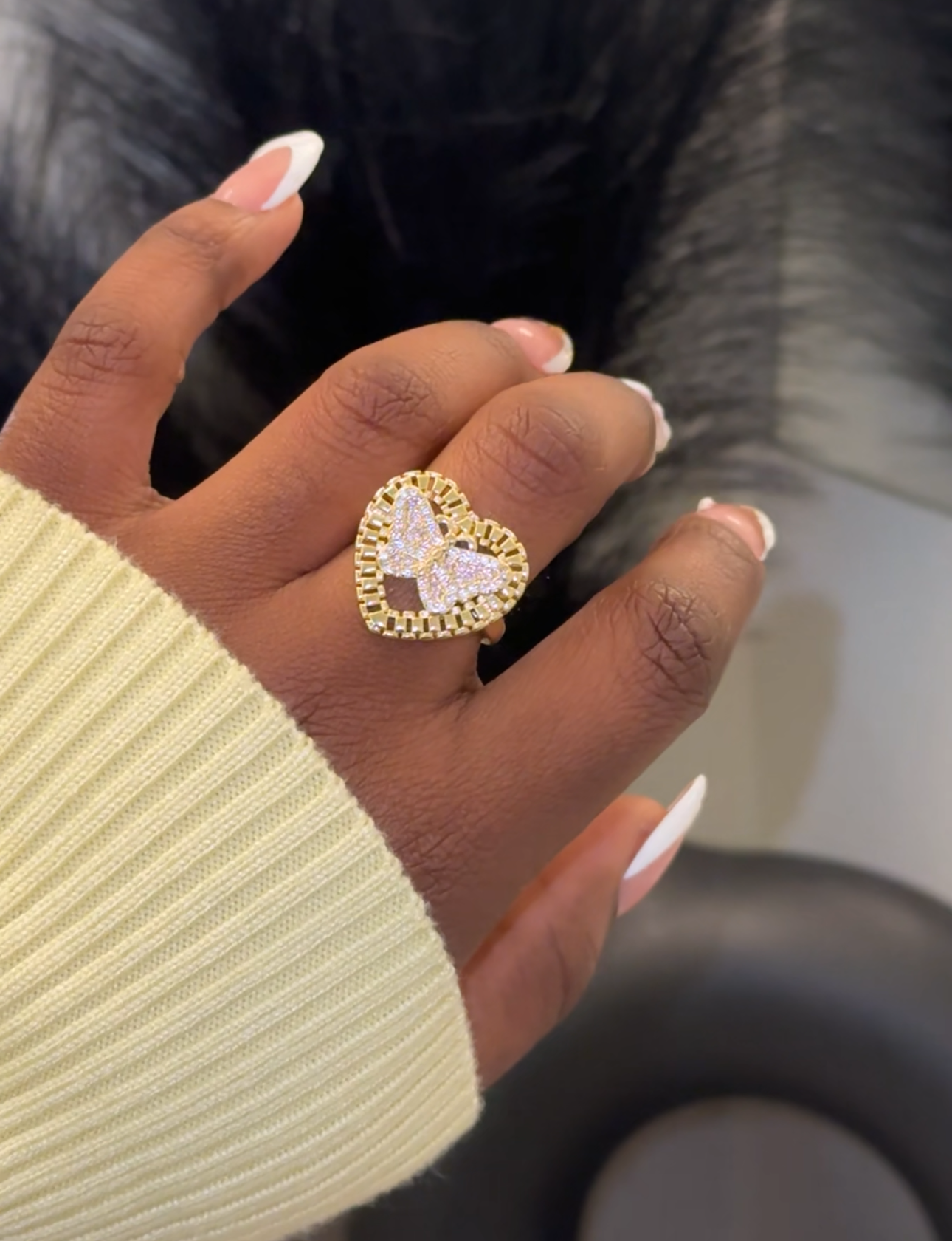 BUTTERFLY HRT RING