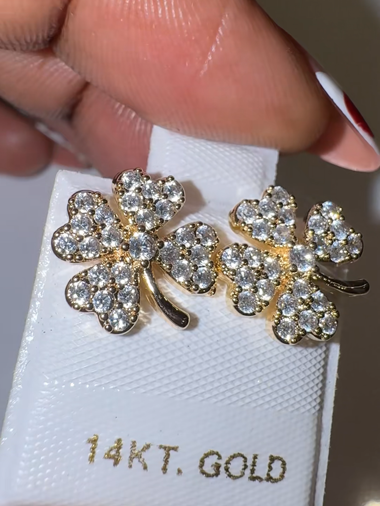 4 LEAF CLOVER STUDS