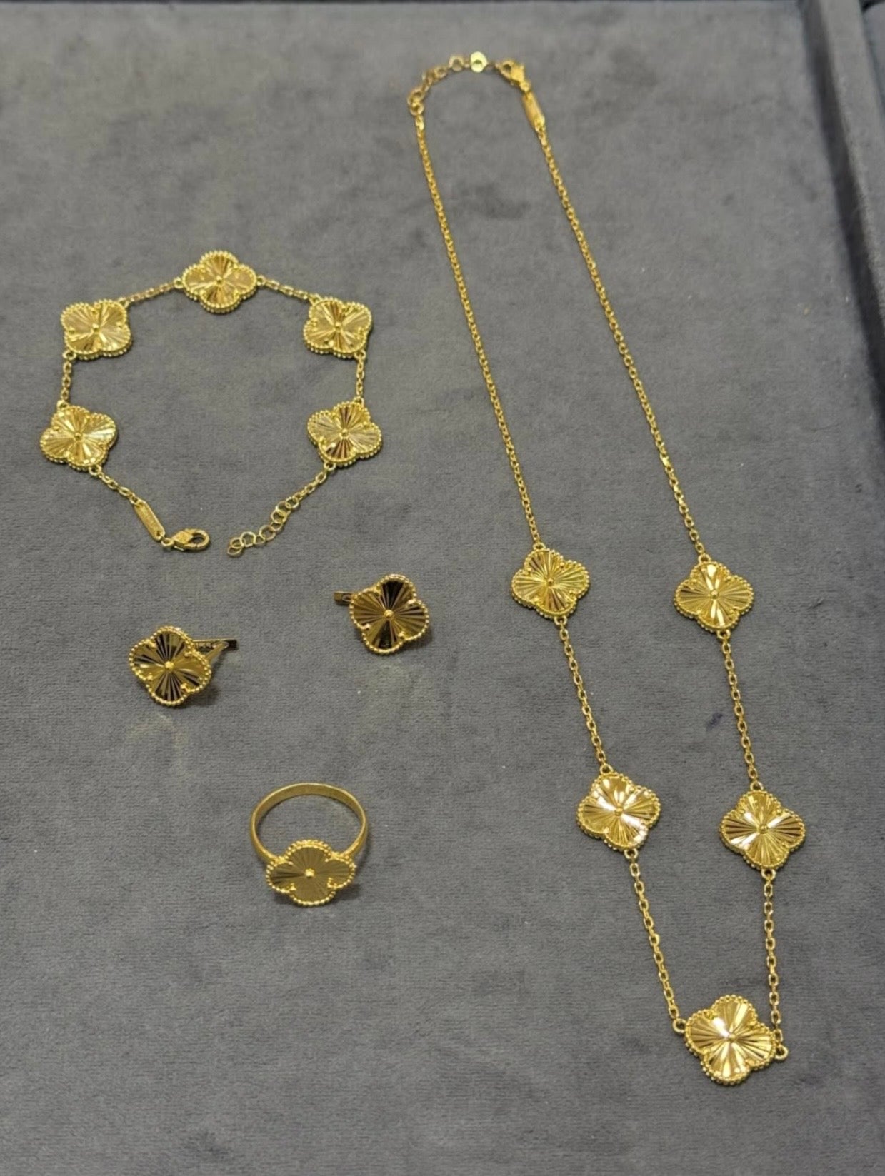 GOLDEN GIRL SET