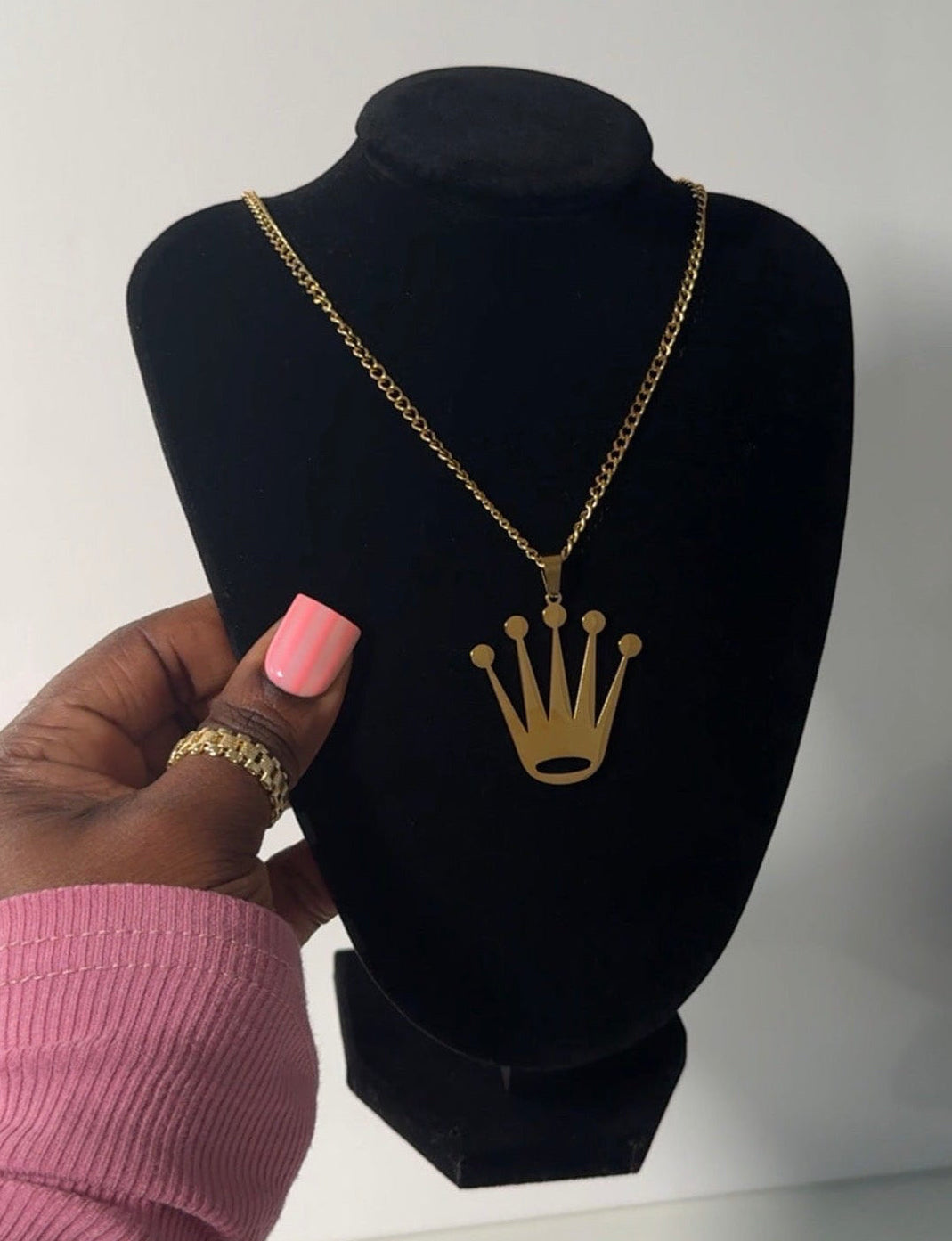 ROYALTY NECKLACE