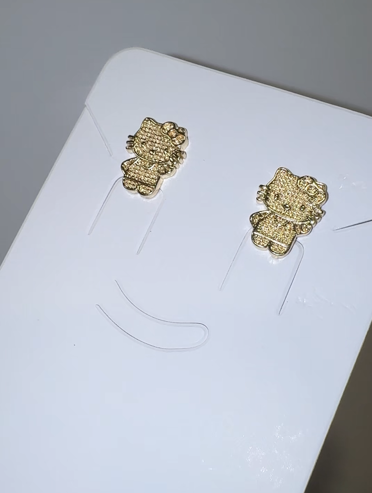 HK BODY STUDS